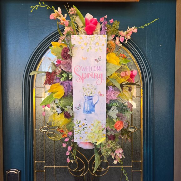 Welcome Spring Floral Swag - Picture 5 of 5
